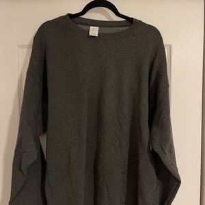 Gray Long Sleeve Sweatshirt/Crewneck